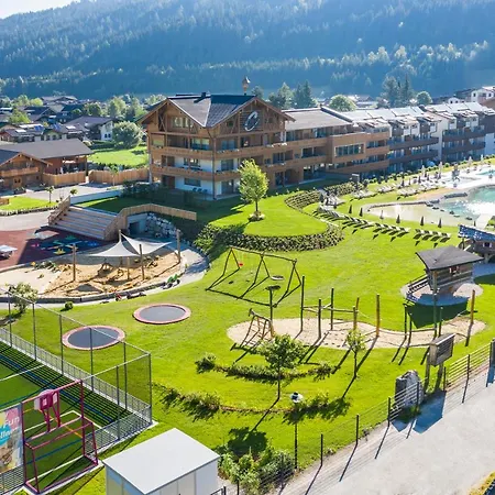Central - Holiday Resort Flachau-2